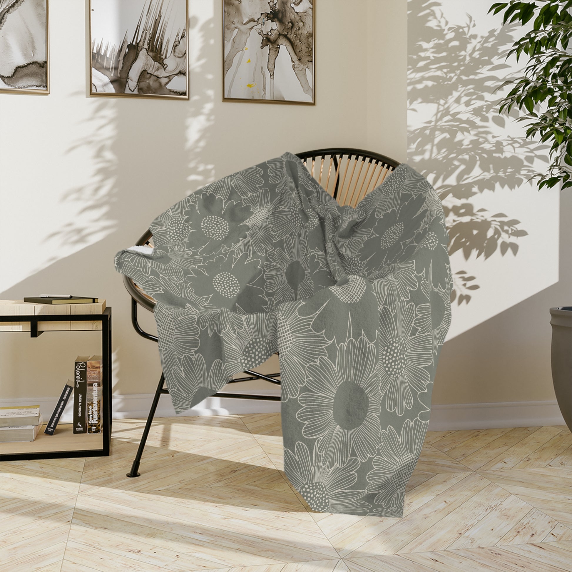 Sunflower Velveteen Microfiber Blanket - Cozy Floral Throw for Relaxation, Gift for Home Decor, Warm Fleece Blanket, Housewarming Gift, - aMOOsing Designs