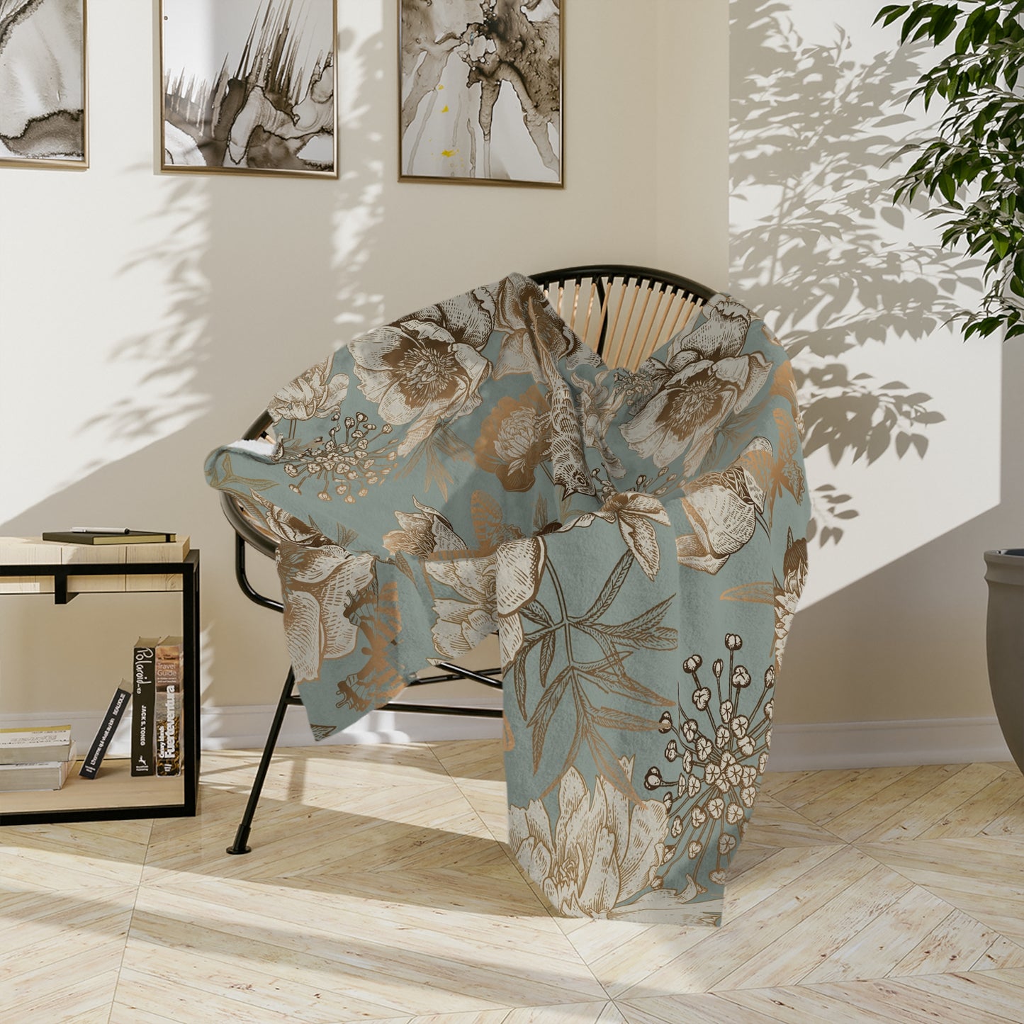 Floral Velveteen Microfiber Blanket, Cozy Throw for Home Decor, Gift for Her, Living Room Accent, Ideal for Relaxing Evenings