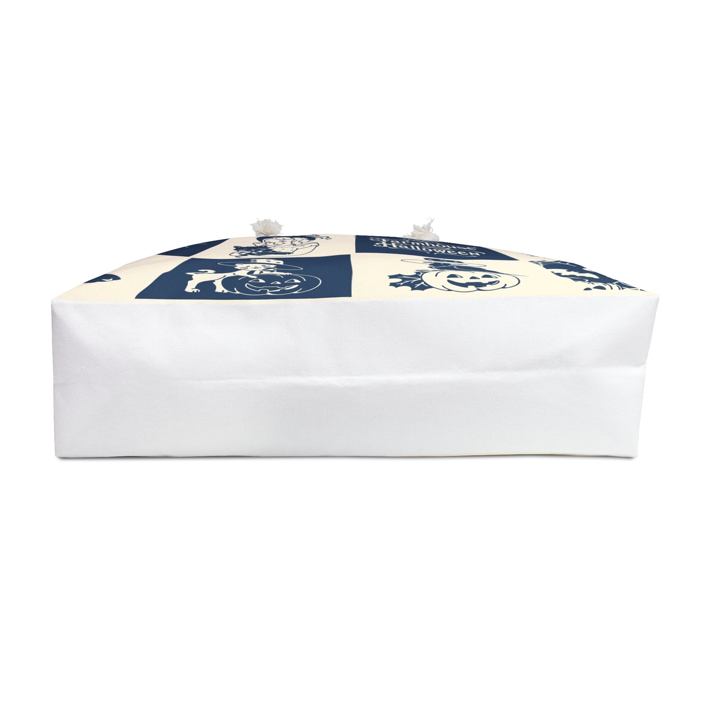 Halloween Farmhouse Weekender Bag, Perfect for Fall Getaways, Trick or Treat Events, Cozy Autumn Vibes, Stylish Tote for Celebrations