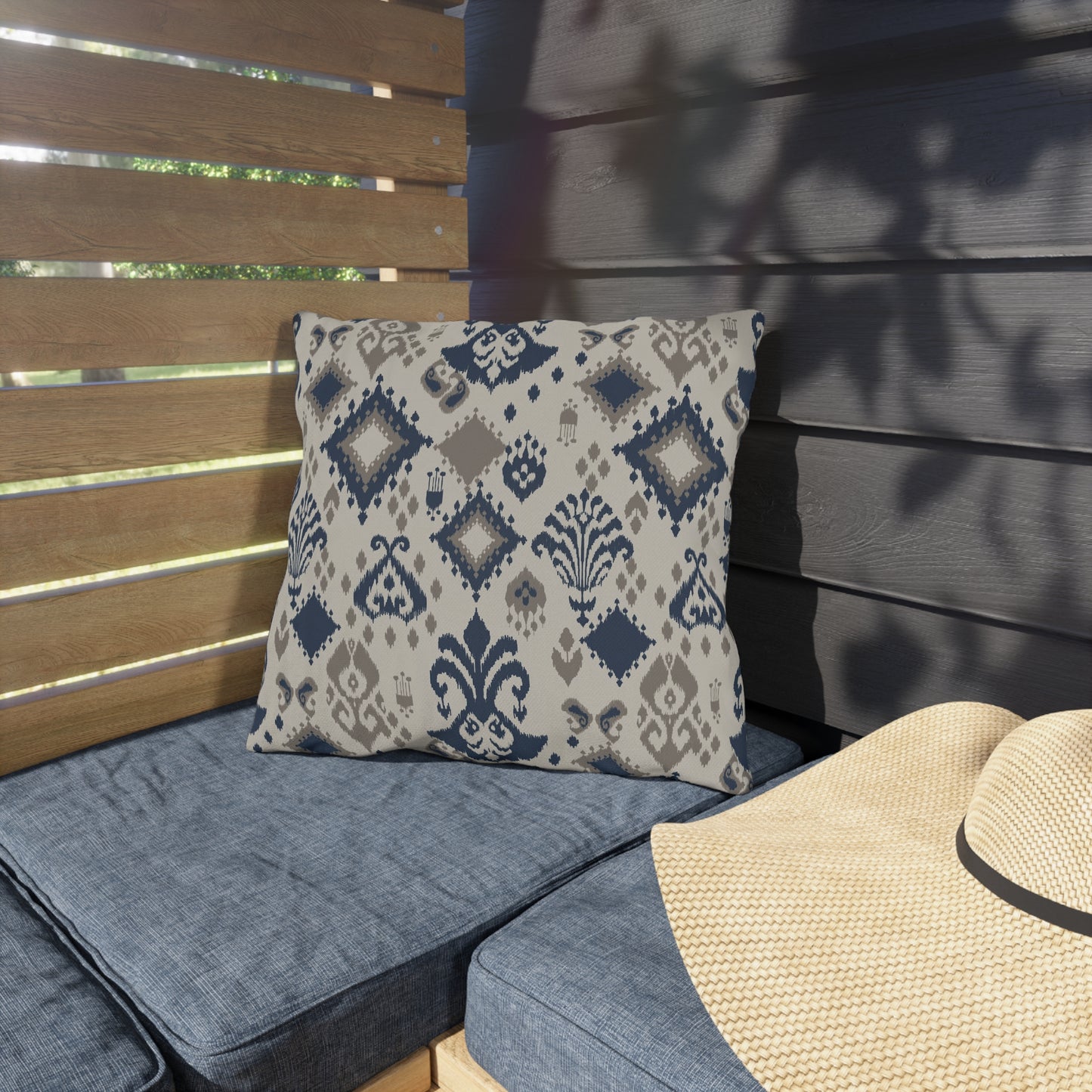 Elegant Outdoor Pillows - Decorative Cushions with Modern Patterns for Cozy Patios and Gardens - aMOOsing Designs