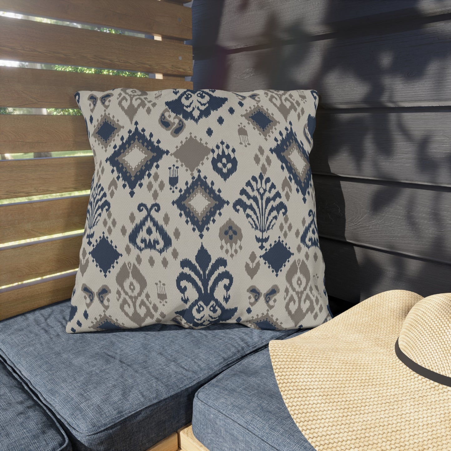 Elegant Outdoor Pillows - Decorative Cushions with Modern Patterns for Cozy Patios and Gardens - aMOOsing Designs