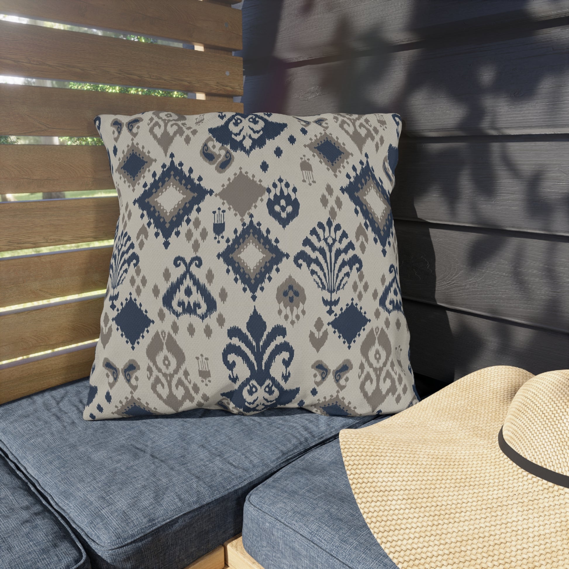 Elegant Outdoor Pillows - Decorative Cushions with Modern Patterns for Cozy Patios and Gardens - aMOOsing Designs