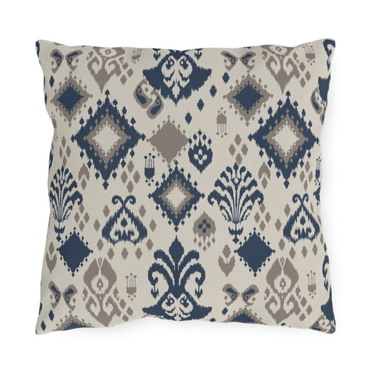 Elegant Outdoor Pillows - Decorative Cushions with Modern Patterns for Cozy Patios and Gardens - aMOOsing Designs